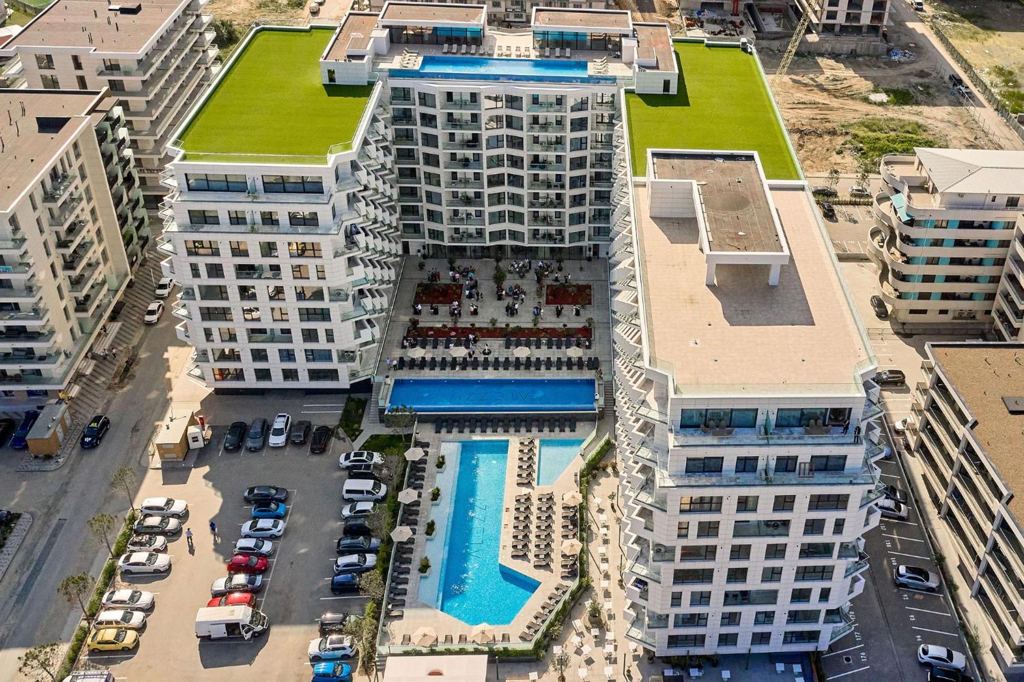 Summer Residence Apartment In Infinity Beach Resort - Parking Мамая Екстер'єр фото